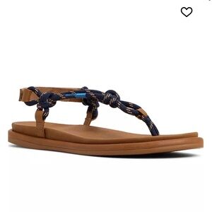 NWOT: Sperry isla t-bar round toe sandal (8.5)